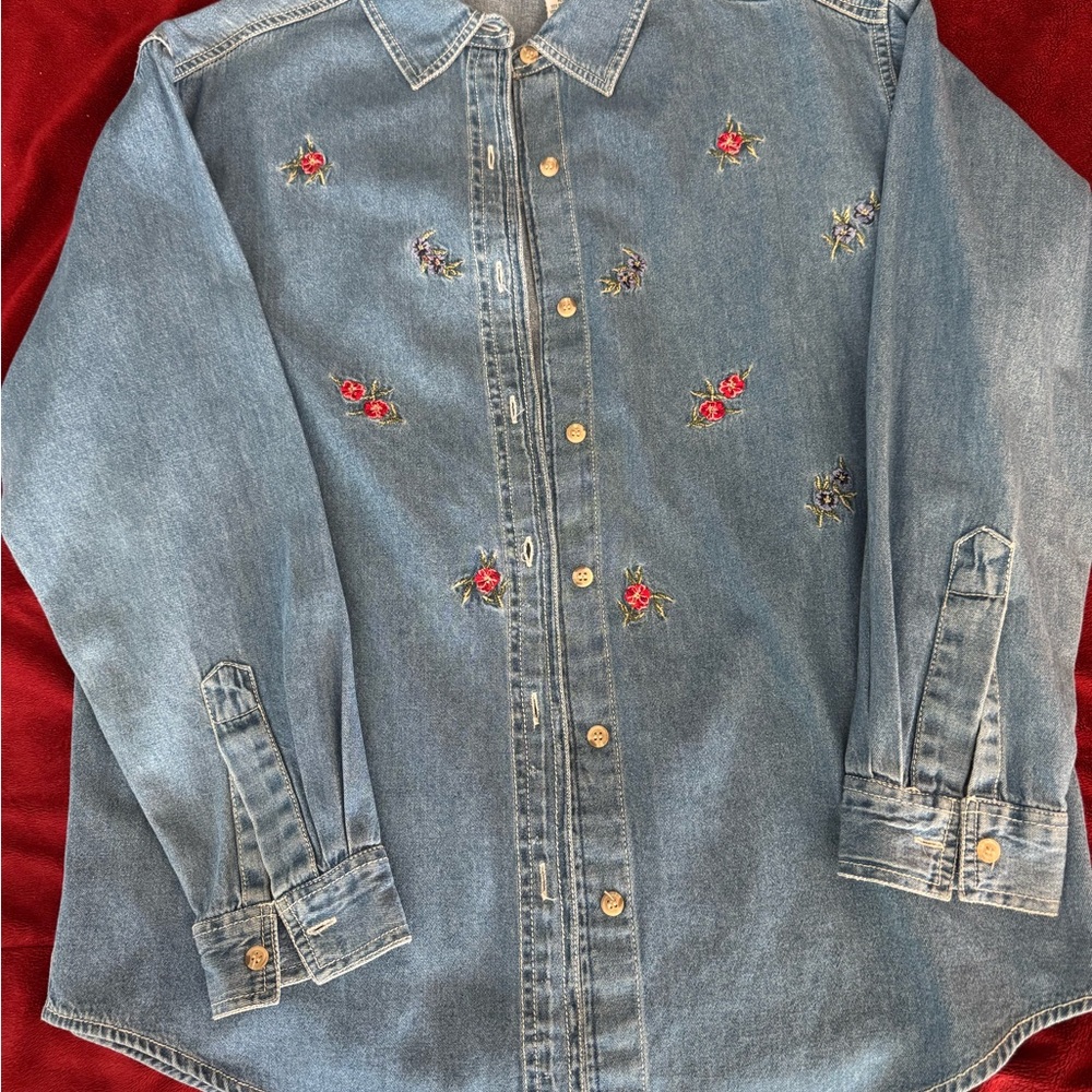Women’s Denim Long-sleeve Embroidered Shirt